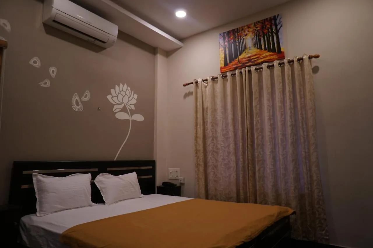 فندق Metro Residency Kochi